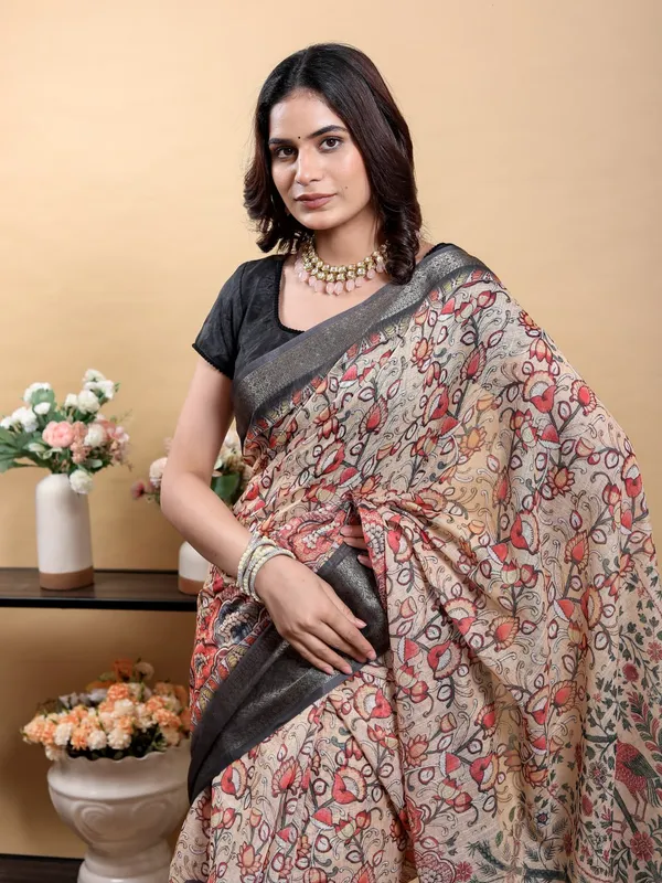 Beige_Elegant_Peacock_Bird_Motif_And_Black_Zari_Border_Kalamkari_Saree_For_Women