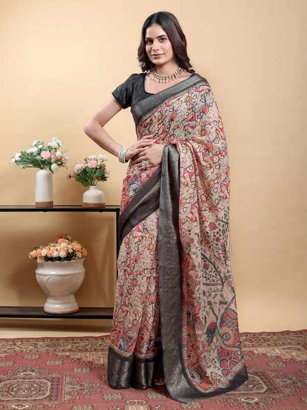 Beige_Elegant_Peacock_Bird_Motif_And_Black_Zari_Border_Kalamkari_Saree_For_Women