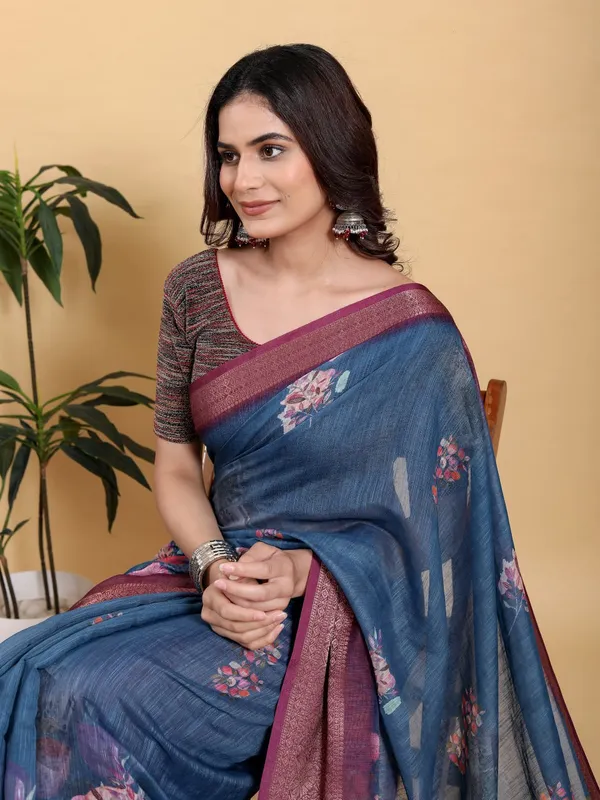 Elegant_Teal_Blue_Maroon_Zari_Border_Floral_Print_Saree_For_Women