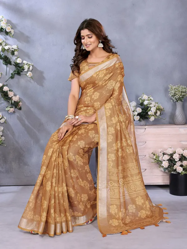 Golden_Floral_Woven_Saree_For_Women