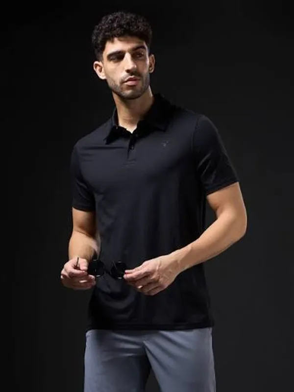 Men's_Premium_Cotton_Casual_Round_Neck_T-Shirt