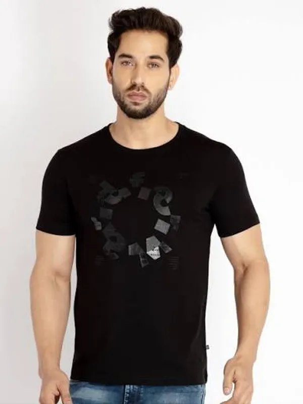 Men's_Solid_Regular_Fit_Cotton_T-Shirt