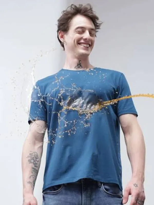Men's_Solid_Regular_Fit_Cotton_T-Shirt
