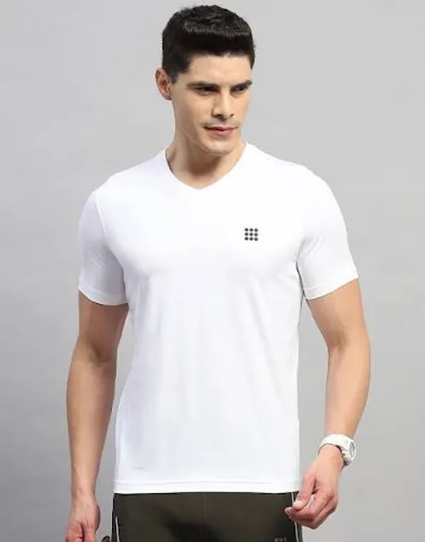 Men's_Solid_Regular_Fit_Cotton_T-Shirt