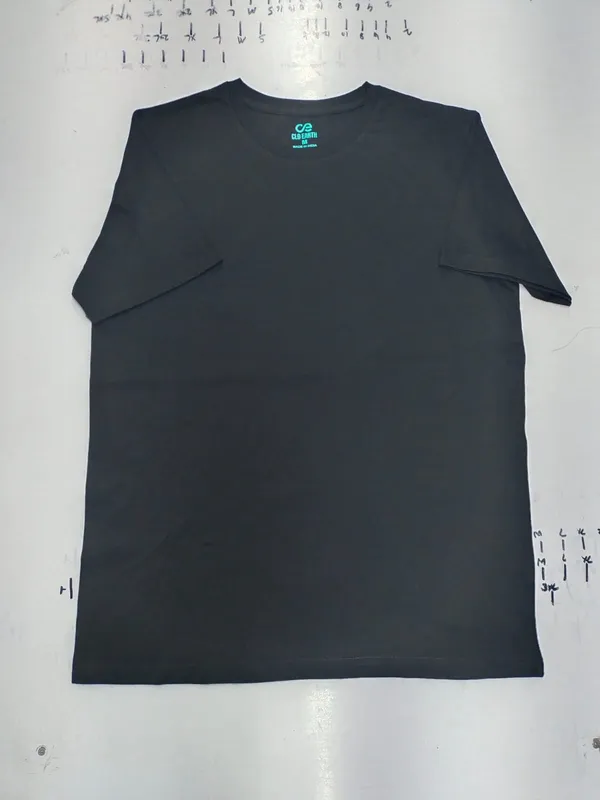 Plain_Black_Half_Sleeve_Regular_Fit_T-Shirt_For_Men