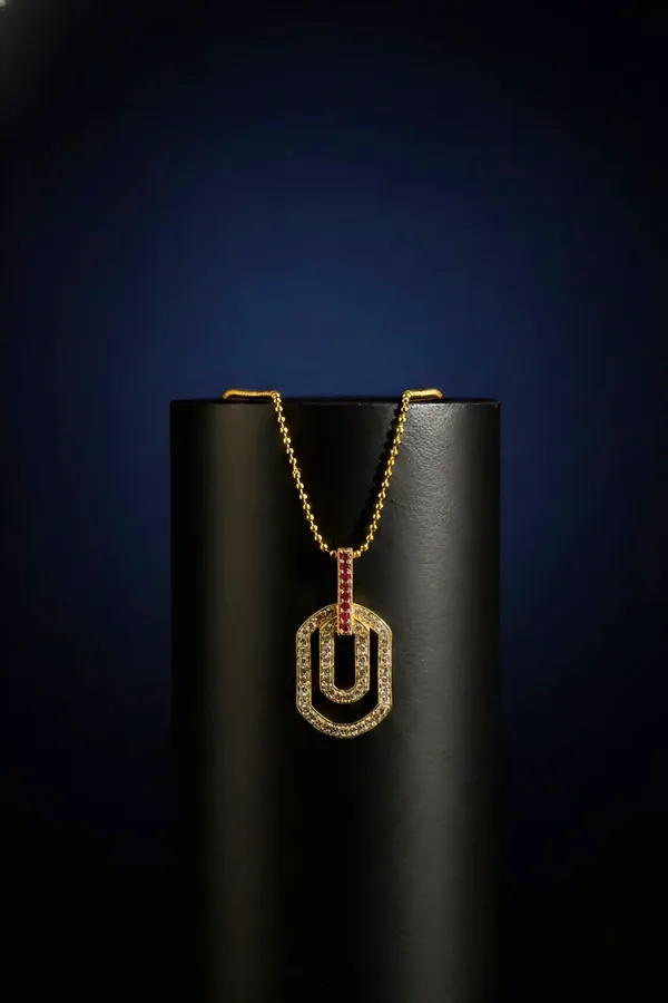 Elegant_Art_Deco_Pendant_Necklace_With_Pink_And_Gold_Detailing_