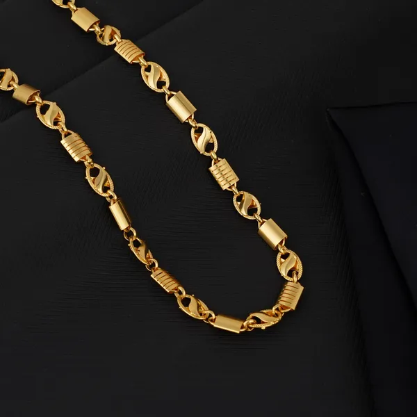 Men_Gold_Plated_Chain_Necklace_With_Alternating_Link_Design.