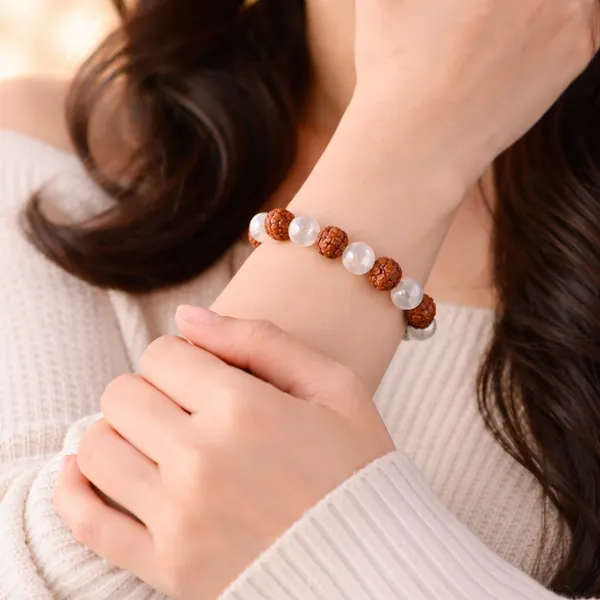 DIVINE_CLARITY_BRACELET_FOR_MEN_&_WOMEN