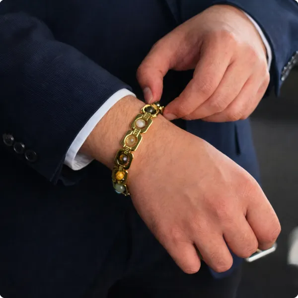 METAL_DHAN_YOG_BRACELET_GOLD_FOR_MEN_&_WOMEN
