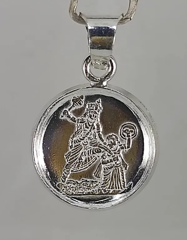 Bagla_Mukhi_Yantra_Silver_Locket_Baglamukhi_Yantra_Pendent