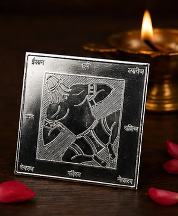 Pure_Silver_Vastu_Purush_Silver_Vastu_Purusha_Yantra_For_Grah_Pravesh_Vastu_Pooja_&_Vastu_Pooja_Pure_Silver_Vastu_Murti_Vastu_Yantra_5x5_Cm_Bhumi_Poojan_Samagri