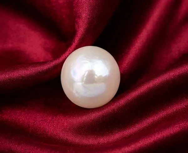 Ratna_Shree_Natural_Moti_Pearl_(Fresh_Water)_Certified_|_Original_White_Pearl_Stone_for_Moon_(Chandra)_|_Round_Loose_Gemstone_for_Ring,_Pendant_&_Astrology