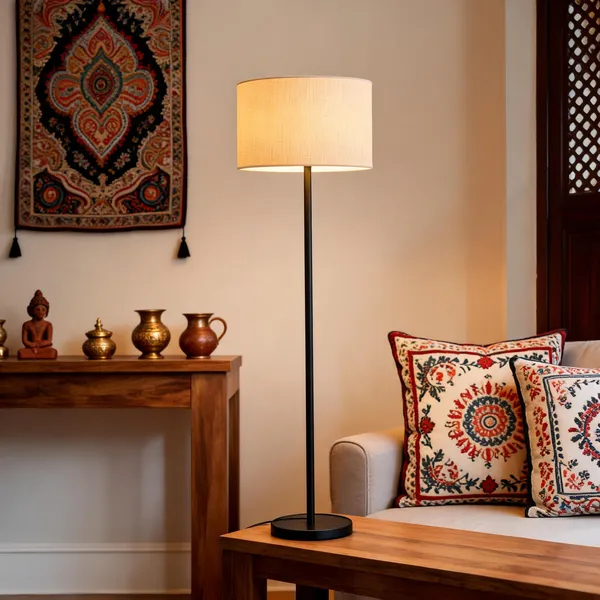 Golden_&_White_Metal_Floor_Lamp_For_Home_Lighting