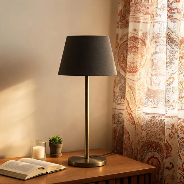 Black_Brass_Table_Lamp_For_Home_Lighting