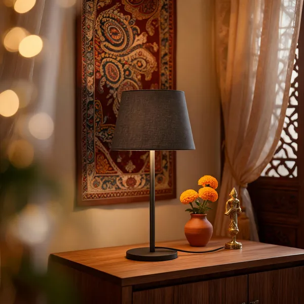 Black_Brass_Table_Lamp_For_Home_Lighting