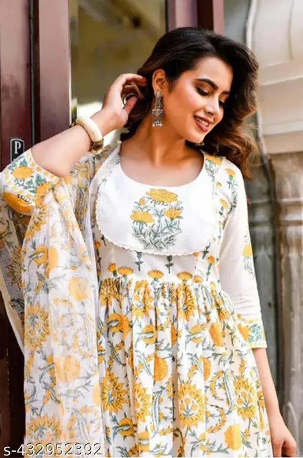 DASY_WHITE_GOWN_KURTA_SET