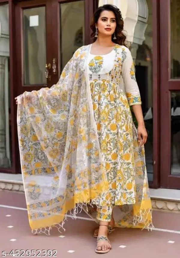DASY_WHITE_GOWN_KURTA_SET