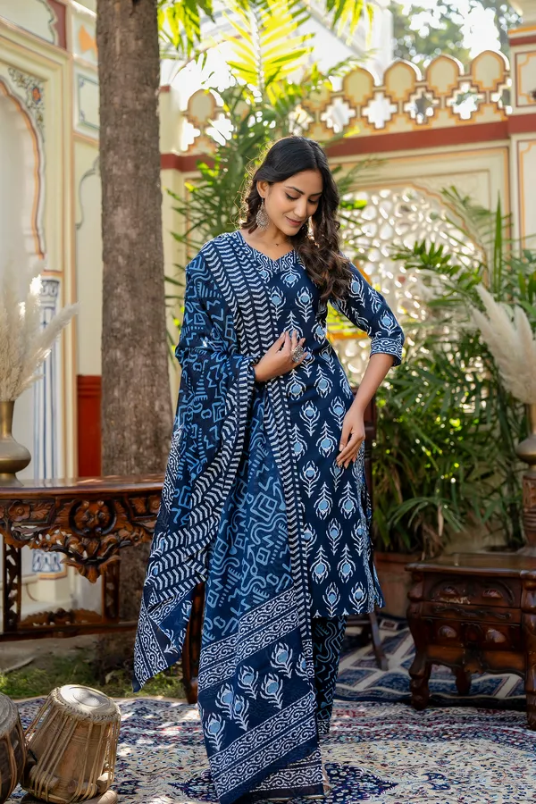 BUNNAI_BLUE_KURTA_SET