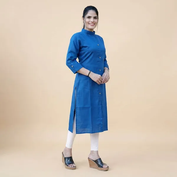 COLLAR_BLUE_&_MAROON_STRAIGHT_KURTI