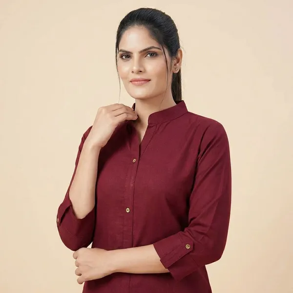 COLLAR_NAVYBLUE_&_MAROON_STRAIGHT_KURTI