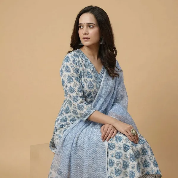 POPLAR_WHITE_KURTA_SET