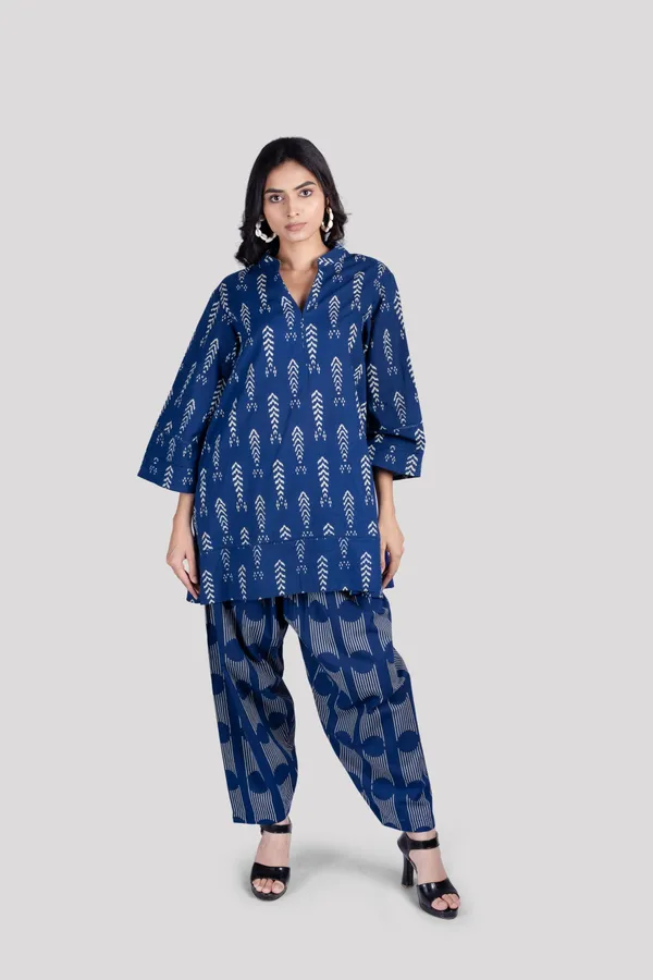 Blue_Cotton_Lace_Sleeves_Hem_Co_Ord_Set_With_Comfort_Salwar_For_Women