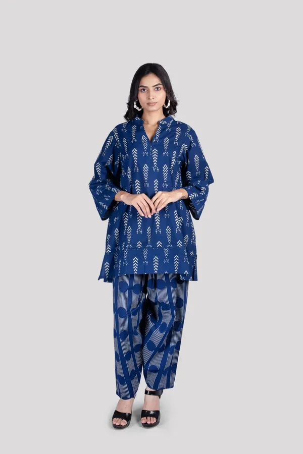 Blue_Cotton_Lace_Sleeves_Hem_Co_Ord_Set_With_Comfort_Salwar_For_Women