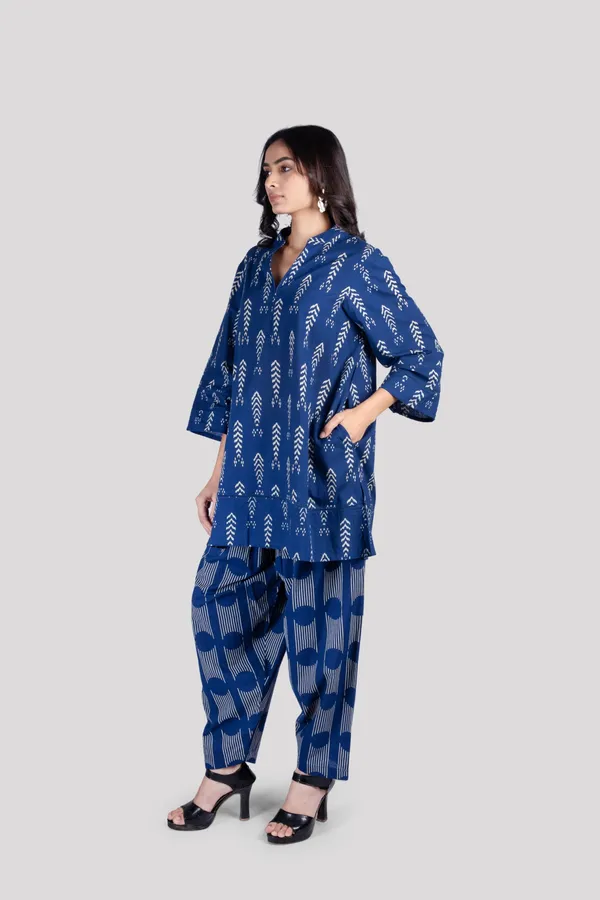 Blue_Cotton_Lace_Sleeves_Hem_Co_Ord_Set_With_Comfort_Salwar_For_Women