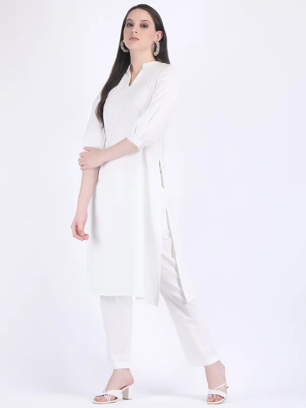 Red_Cotton_Pure_Three_Quarter_Sleeves_Straight_Kurta_With_Trouser_For_Women