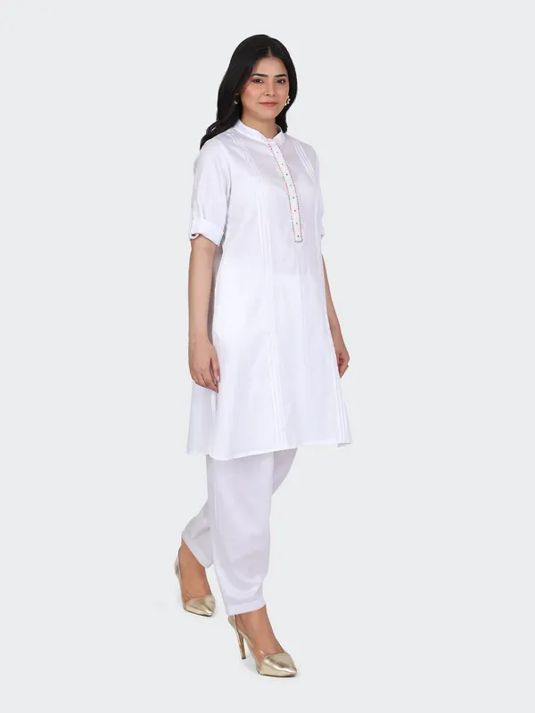 White_Cotton_Embroidered_Front_Kurta_Set_With_Salwar_For_Women
