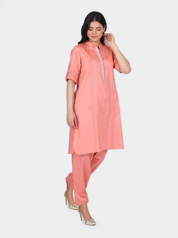 Peach_Cotton_Embroidered_Front_Kurta_Set_With_Salwar_For_Women