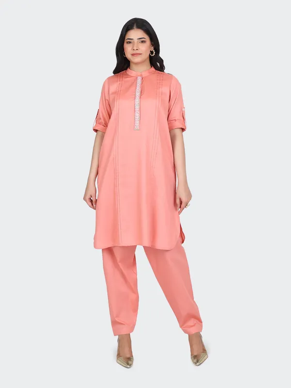 Peach_Cotton_Embroidered_Front_Kurta_Set_With_Salwar_For_Women