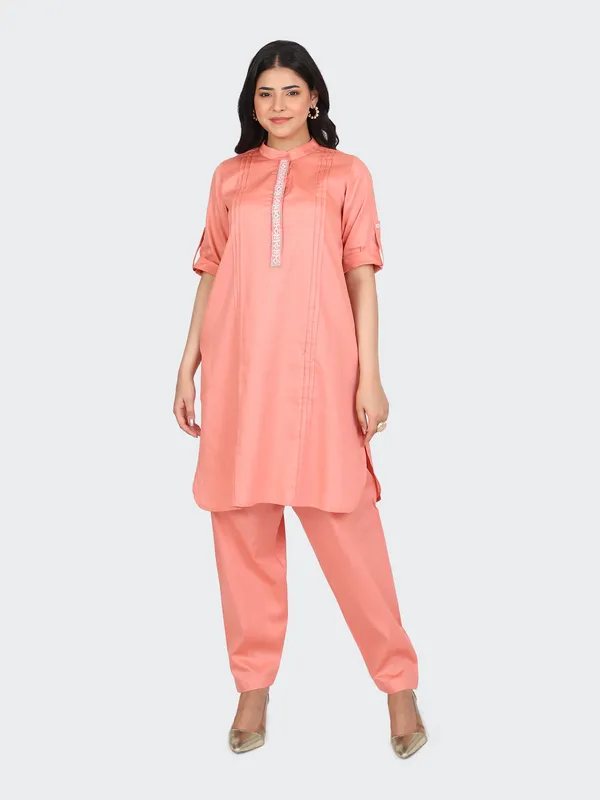 Peach_Cotton_Embroidered_Front_Kurta_Set_With_Salwar_For_Women