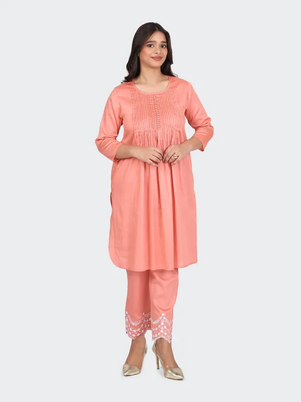 Peach_Cotton_Palazzo_Embroidery_Kurta_Set_For_Women