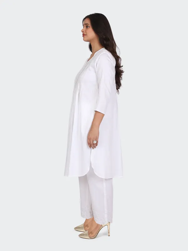 White_Cotton_Palazzo_Embroidery_Kurta_Set_For_Women