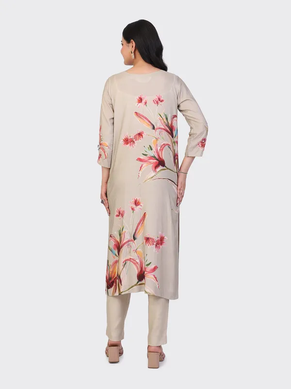 Beige_Cotton_Hand_Embroidered_Front_Sleeves_Kurta_Set_With_Dupatta_For_Women
