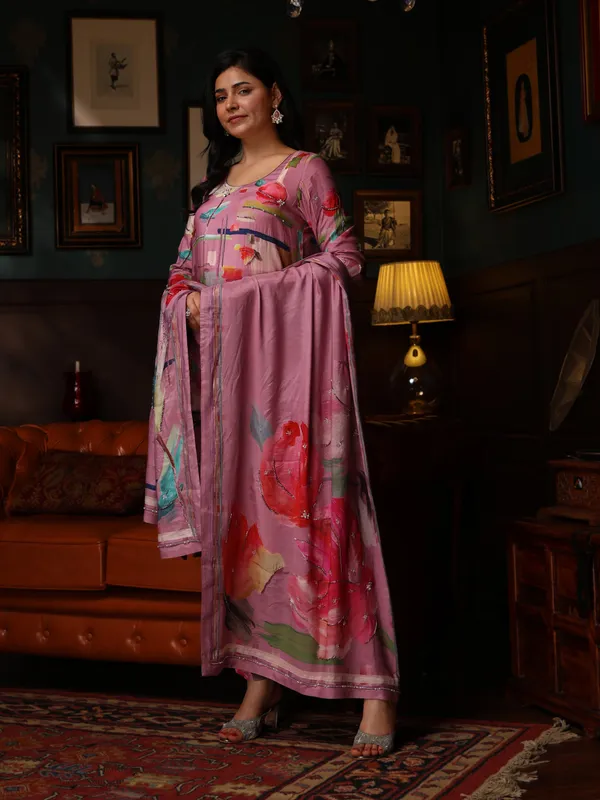 Pink_Cotton_Hand_Embroidered_Front_Sleeves_Kurta_Set_With_Dupatta_For_Women