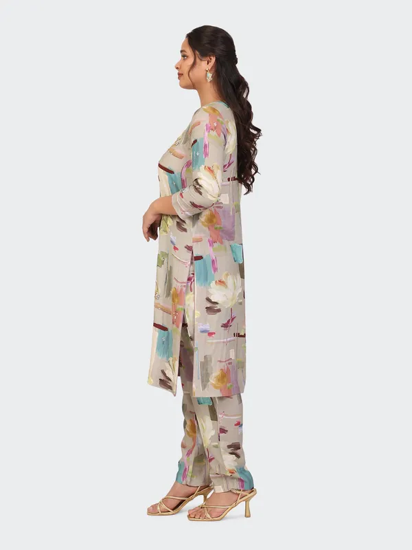Grey_And_Beige_Cotton_Hand_Embroidered_Front_Sleeves_Kurta_Set_With_Dupatta_For_Women
