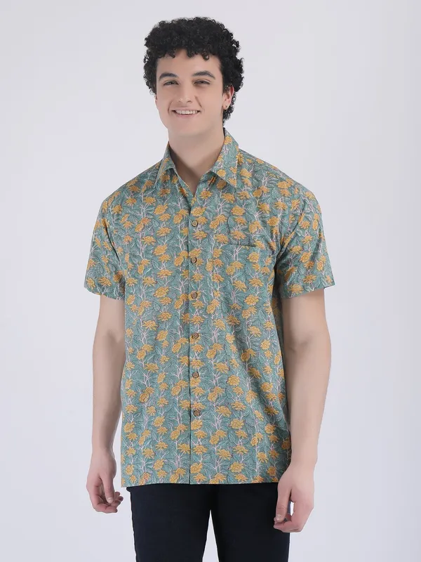 Green_Cotton_Yellow_Floral_Print_Summer_Shirt_For_Men