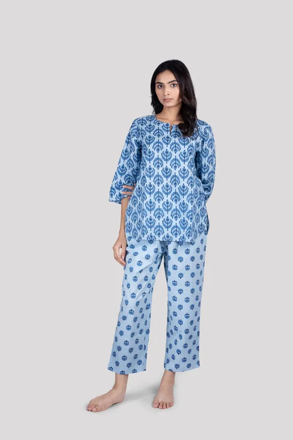 Blue_Soft_Cotton_Night_Suit_Set_For_Women