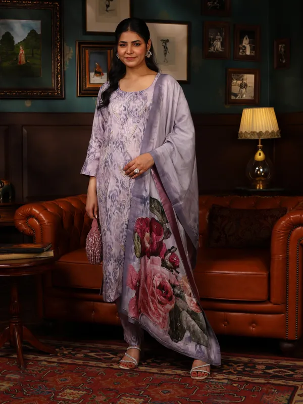Purple_Cotton_Mauve_Hand_Embroidered_Sleeves_Kurta_Set_With_Dupatta_For_Women