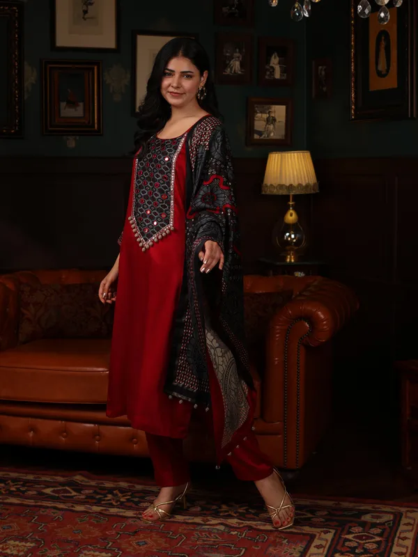 Red_And_Black_Cotton_Maroon_Hand_Embroidered_Sleeves_Kurta_Set_With_Dupatta_For_Women