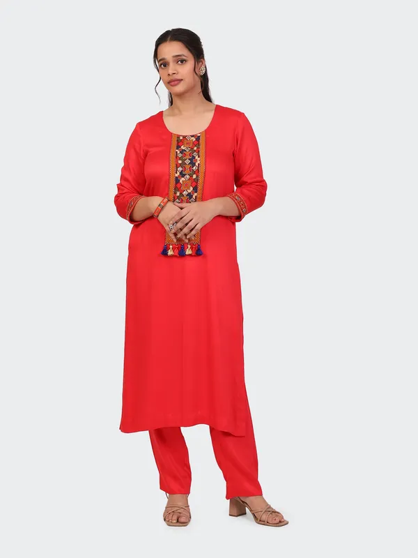 Red_Cotton_Hand_Embroidered_Front_Sleeves_Kurta_Set_With_Dupatta_For_Women