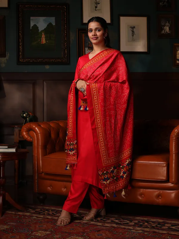 Red_Cotton_Hand_Embroidered_Front_Sleeves_Kurta_Set_With_Dupatta_For_Women