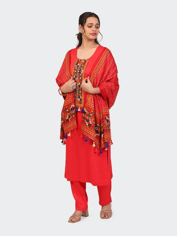 Red_Cotton_Hand_Embroidered_Front_Sleeves_Kurta_Set_With_Dupatta_For_Women