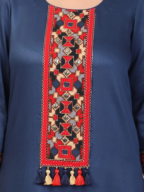 Blue_Cotton_Hand_Embroidered_Front_Sleeves_Kurta_Set_With_Dupatta_For_Women