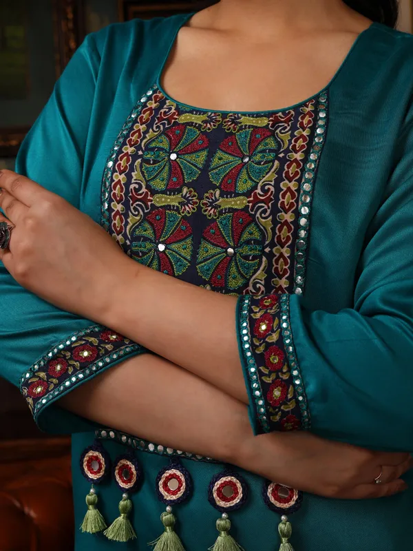 Teal_Cotton_Turquoise_Hand_Embroidered_Front_Sleeves_Kurta_Set_With_Tassel_Dupatta_For_Women