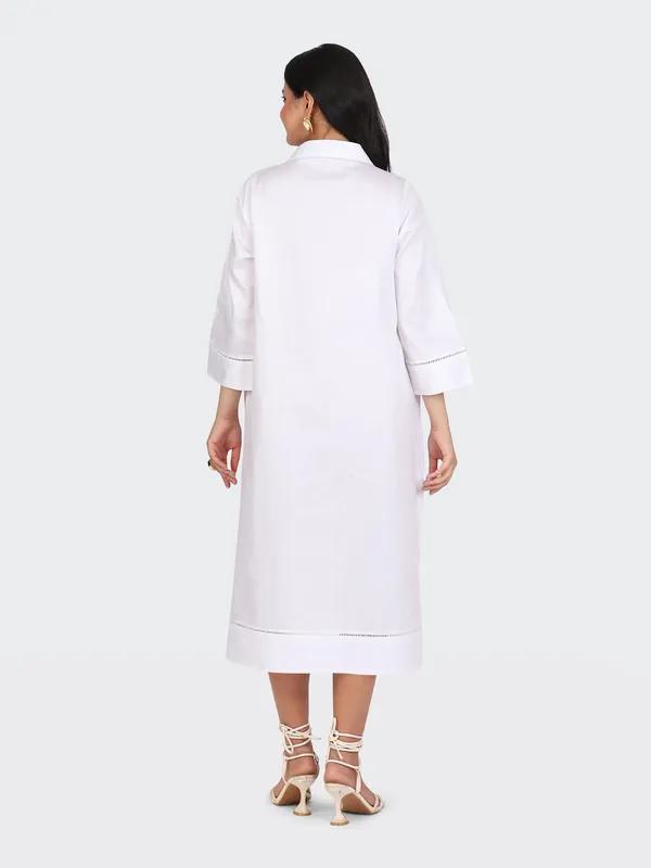 White_Cotton_Lace_Sleeves_Bottom_Collared_Dress_For_Women