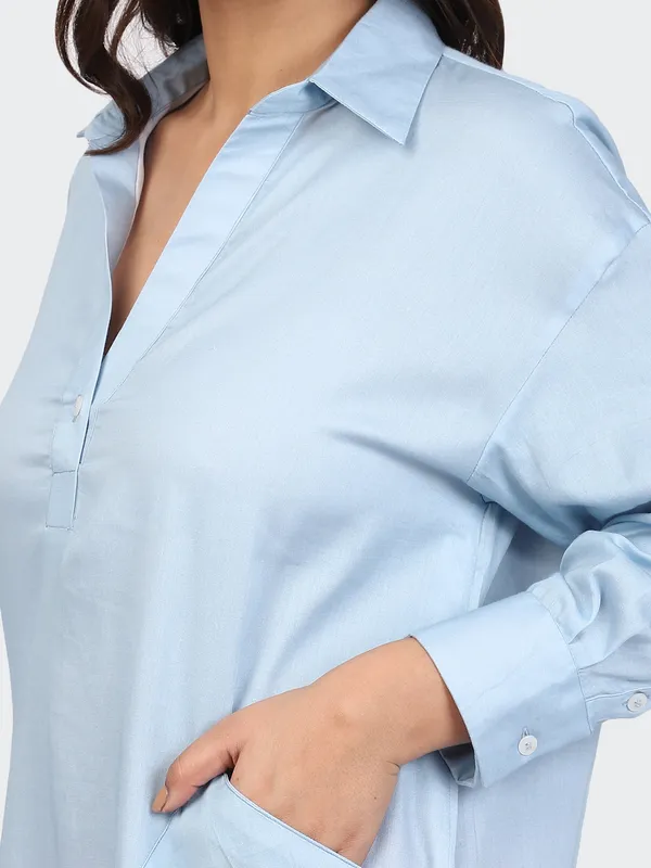 Blue_Cotton_Sky_Embroidered_Pockets_Oversized_Calf_Length_Dress_For_Women