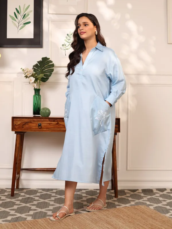 Blue_Cotton_Sky_Embroidered_Pockets_Oversized_Calf_Length_Dress_For_Women